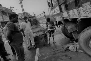 road accident in peddapalli district