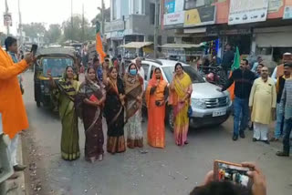 BJP workers celebrate