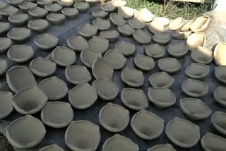demand-for-earthenware-has-increased-in-dibrugarh-on-the-occasion-of-diwali