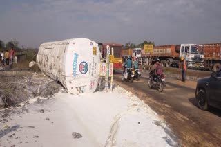 a chemical tanker Turned upside down at assansol