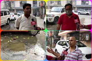 Sewer water is flowing on the main road of Freedom Fighter Colony in Chhatarpur