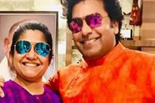 renuka wishes-husband ashutosh-rana-with-a-birthday-note