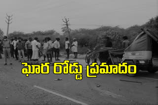 three people died on road accident in nellore