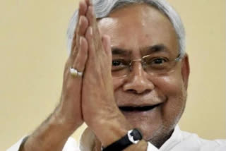 Nitish salutes people for giving majority to NDA in Bihar