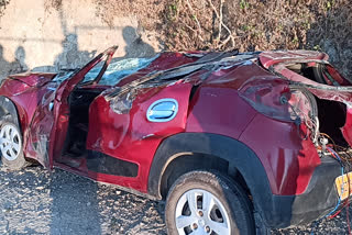 مسوری: کار حادثے میں تین افراد ہلاک