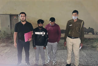 kotla mubarakpur police arrested two accused with illegal money