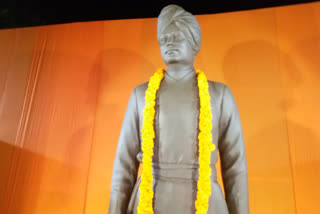 PM unveils the statue of Swami Vivekananda in jnu delhi