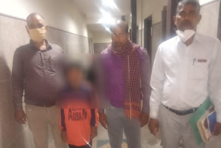 south delhi police handed over two teenage brothers of bihar to family