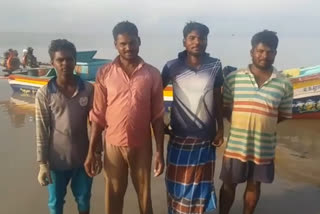 Fishermen returning to Nagai with the help of the Sri Lankan Navy