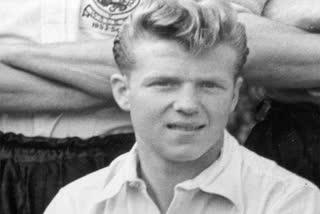 Former Manchester United Striker Albert Quixall Passes Away At 87