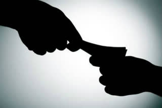 Municipal official, 4 transport employees held for taking bribe in separate cases