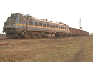 freight-train-left-for-jabalpur-for-bangladesh