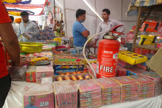 Cracker Market in Manasa