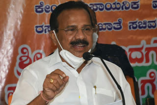 minister dv sadanandagowda reaction about 17 MLAs