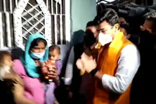 tejasvi surya celebrated diwali with pakistani hindu refugees of adarsh ​​nagar