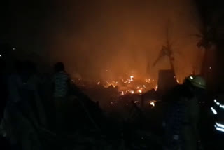 fire broke out in kolkata  slum area of kolkata  accidents in kolkata