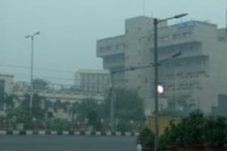 Air quality dips in Delhi