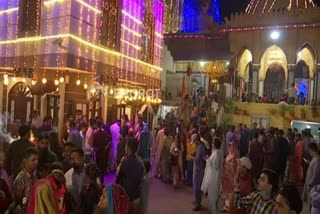 Hindus in Pakistan celebrate Diwali following COVID-19 SOPs