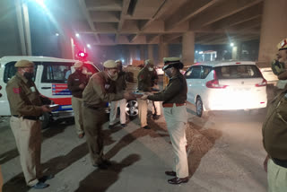 joint cp celebrated diwali among soldiers posted on picket in dwarka