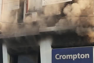 an electronic goods shop caught fire due to a short circuit in nagpur