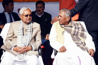 Bihar Governor Phagu Chauhan  Bihar government  Nitish Kumar  new bihar government  Nitish meets governor  ബിഹാറിൽ പുതിയ സർക്കാർ  ബിഹാർ സർക്കാർ രൂപീകരണം  നിതീഷ് കുമാർ  ബിഹാർ ഗവർണർ ഫാഗു ചൗഹാൻ  കേന്ദ്രമന്ത്രി രാജ്‌നാഥ് സിംഗ്  ബിജെപി നേതാവ് സുശീൽ കുമാർ മോദി