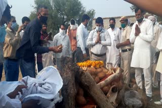 Chandravati Devi cremated with state honours in Dalawas charkhi dadri