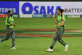 psl-lahore-qalandars-beat-multan-sultans-to-meet-karachi-in-final