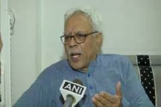 rjd-veteran-shivanand-tiwari-stirs-hornets-nest-with-rahulscriticism-cong-hits-back