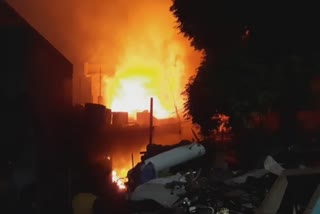 Terrible fire broke out in a junk warehouse in Baghapurana