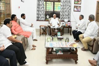 Lingayath community minister met on cm yadiyurappa
