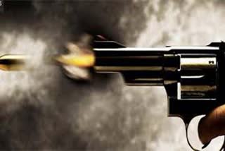 many rounds gun fire in gurugram bamdoli village one persone in critical condition