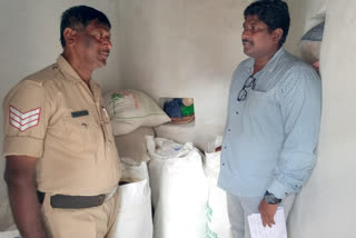 Rice foreclosure of 6 quintals of illegal rations ranebennuru