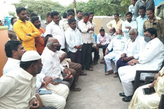 mla payyavula Keshava meet tdp activist