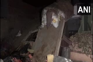 cylinder blast building collapse Meerut  സിലിണ്ടർ പൊട്ടിത്തറിച്ച് കെട്ടിടം തകർന്നു  മീററ്റിൽ കെട്ടിടം തകർന്നു  മീററ്റ് കെട്ടിടം തകർന്ന് അപകടം  മീററ്റ് അപകടം  Meerut building collapse  cylinder blast Meerut