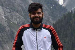 Non-Muslim student tops in Islamic Studies  at Central University of Kashmir