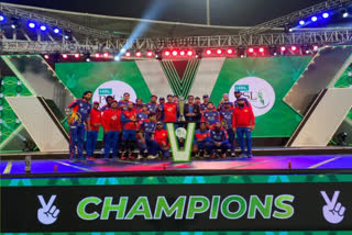 PSL Final: Karachi Kings thrash Lahore Qalandars to win their 1st title