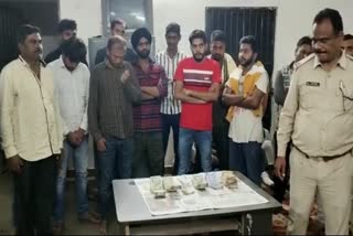 police-arrested-14-gamblers-for-playing-gambling-in-raipur