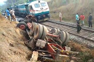 Truck falls on RO-RO train