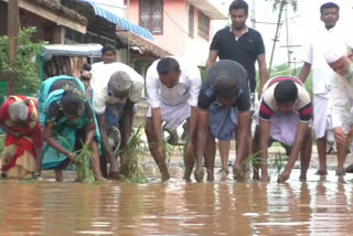 நூதன போராட்டம்