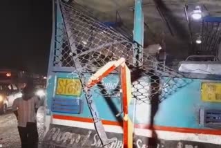 Two buses collision