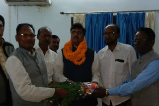 Congress MLA Afaq Alam was Congratulated by the workers