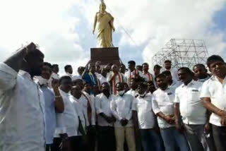 nalgonda congress leaders tribute to indira gandhi occasion of her birth  anniversary