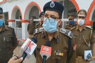 लखनऊ पुलिस कमिश्नर डीके ठाकुर.