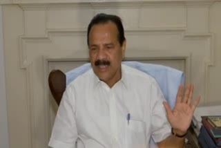 Slug Union Minister for Chemicals & Fertilizers Sadananda Gowda tests positive for #COVID19