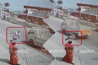 erode accident cctv, erode puliyampatti accident cctv, ஈரோடு விபத்து சிசிடிவி, ஈரோடு புளியம்பட்டி விபத்து சிசிடிவி