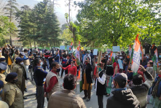 Congress protested against SP Kullu