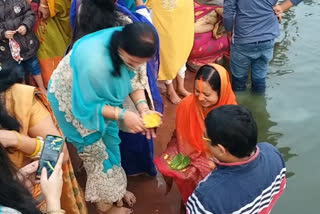 Worship on the third day of Chhath Puja in Ranchi