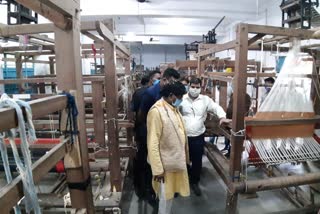 New training center for handloom weavers in Shantipur