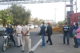 Noida-Delhi Border Challan