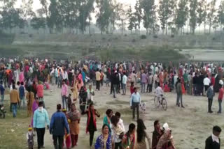 Devotees celebrated Chhath festival on West Yamuna Canal in yamunanagar